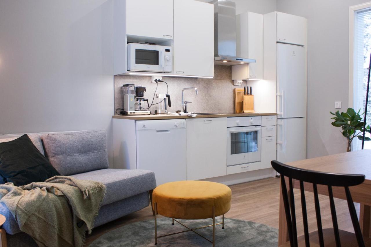 Studio 7, Air-Conditioned, 1 Free Parking, Calm Own Entrance Jyvaskyla Luaran gambar